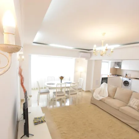 White Paradise Ultra Central *